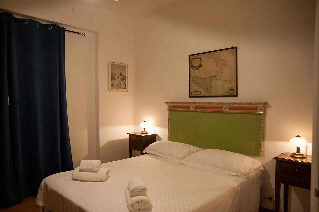 Mediterraneo Guesthouse Giardini Naxos Πανσιόν